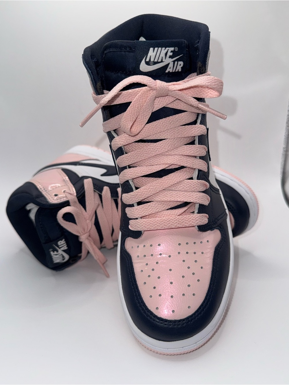 Nike Air Jordan 1 Mid Pink Navy (DD9335-641) Women’s 6.5 Pink Patent Leather - Picture 6 of 17